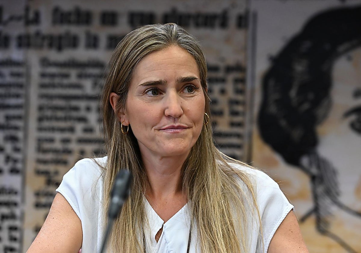 Aagesen pide al PP no hacer «ruido» y urge a un pacto de Estado contra el cambio climático