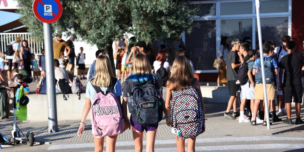 Castilla-La Mancha incorpora 530 nuevos docentes el curso 2025-2026 y ya son 33.663