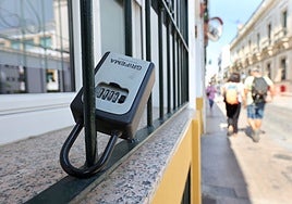 La Junta de Andalucía cancela casi 10.300 apartamentos de uso turístico