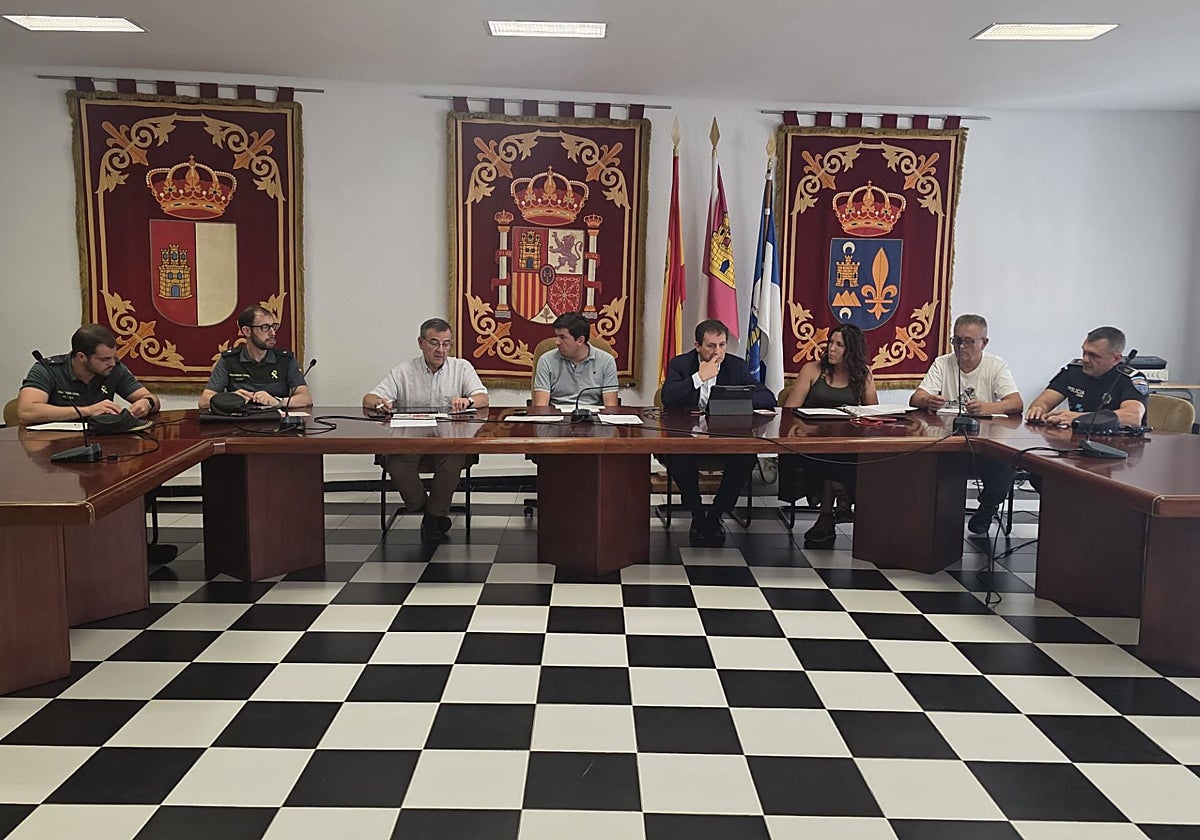 El subdelegado del Gobierno en Toledo y el alcalde de Casarrubios han presidido la Junta Local
