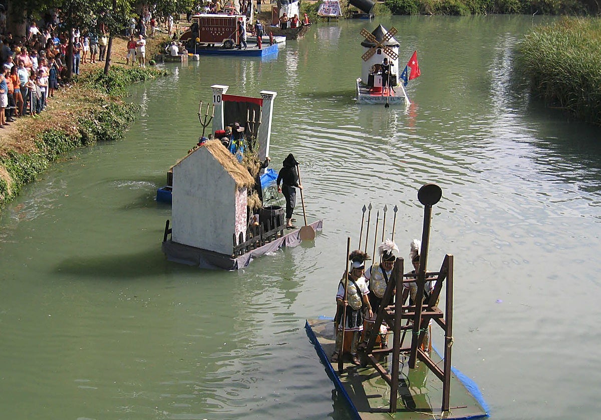 Descenso pirata del Tajo hace unos años, en las fiestas patronales de Aranjuez