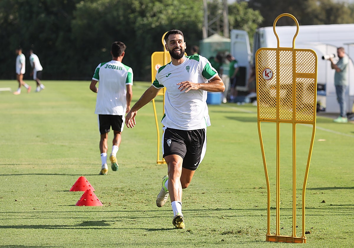 Xavi Sintes en un entrenamiento este verano con el Córdoba CF