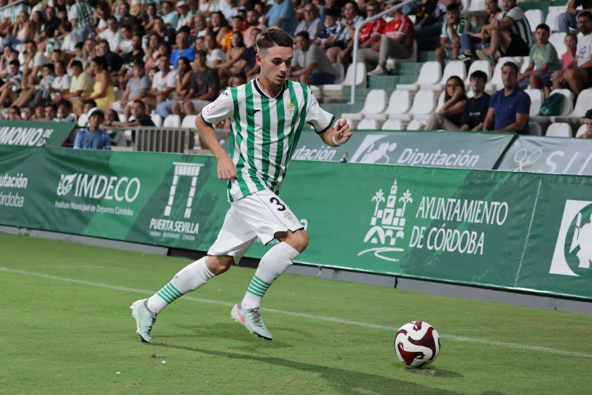 El Córdoba-Real Madrid de inicio del Mundial de Clubs Juvenil, en imágenes