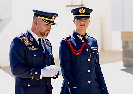 Imagen secundaria 1 - La Princesa Leonor, en la academia de San Javier (Murcia)