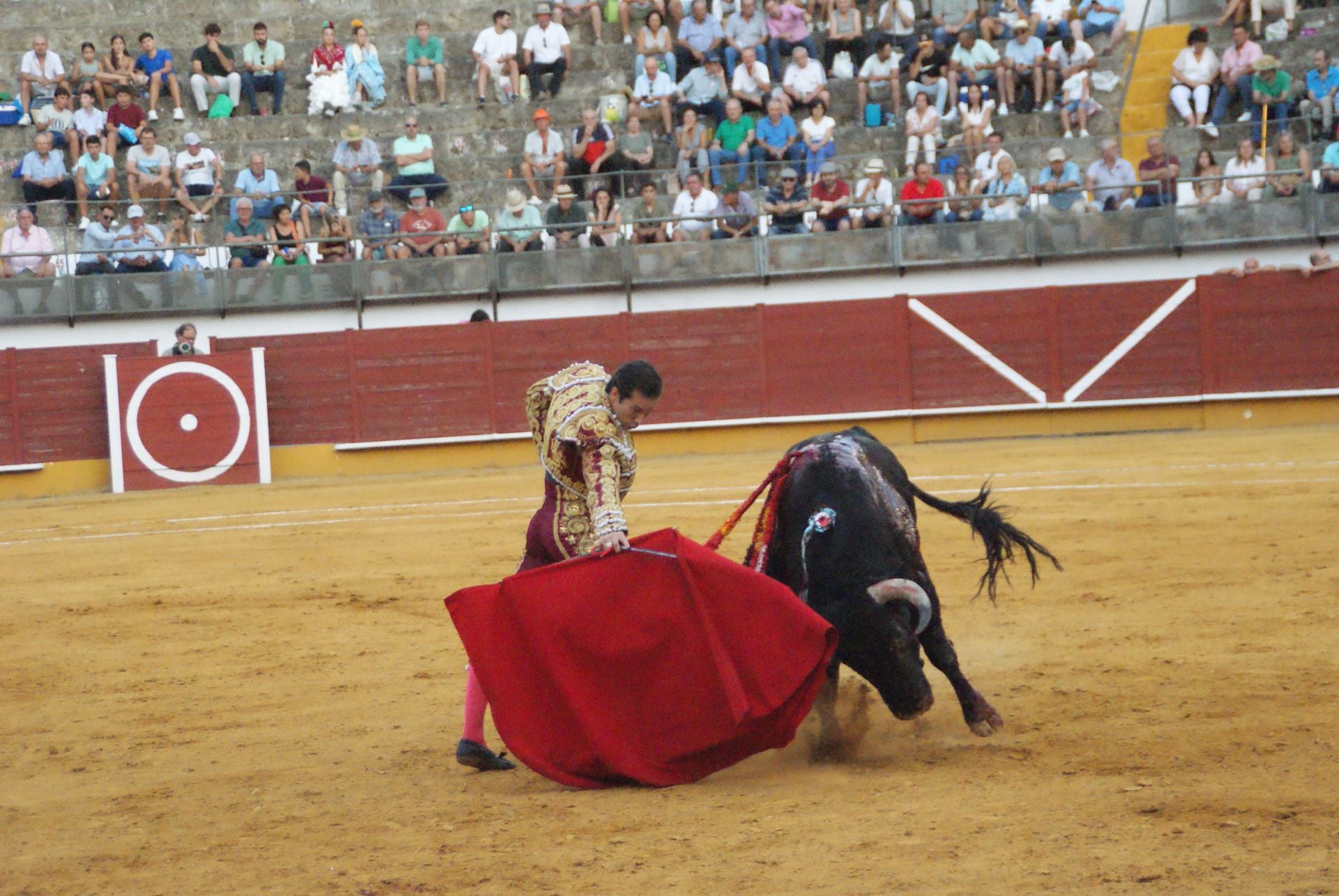 La gran corrida de toros de Priego, en imágenes