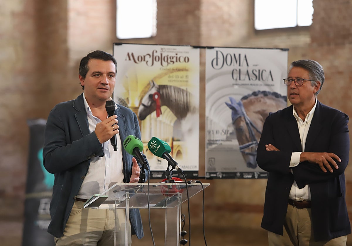 El alcalde de Córdoba, José María Bellido junto al presidente de Córdoba Ecuestre, Rafael Blanco