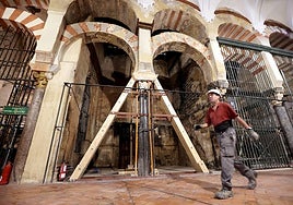 Los impactantes trabajos de emergencia en la Mezquita de Córdoba, en imágenes