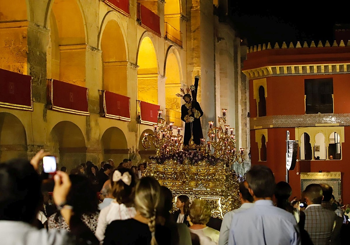 Nuestro Padre Jesús del Calvario, durante la Magna Nazarena de 2019