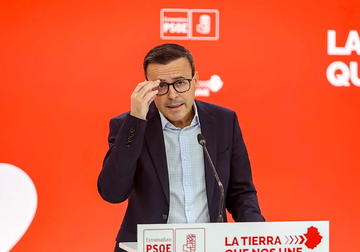 Miguel Ángel Gallardo en una rueda de prensa