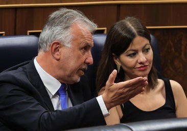 La descoordinación entre Sira Rego y Ángel Víctor Torres paraliza el reparto de menores