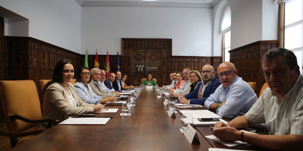 La Diputación de Toledo impulsa la enseñanza de español como motor cultural y turístico junto a la UCLM