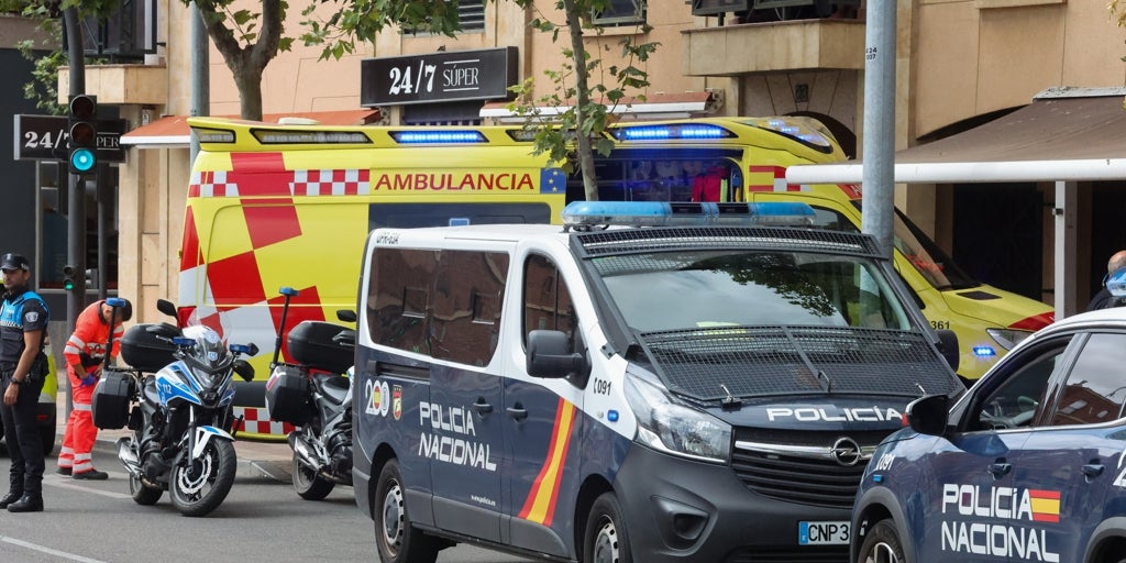 Un joven mata supuestamente a su madre y se tira después por la ventana en Vilagarcía (Pontevedra)
