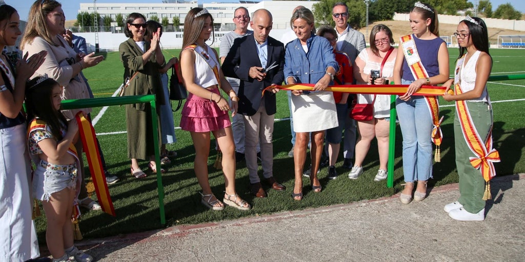 Recas (Toledo) recupera su campo de fútbol, inutilizado tras la dana de 2023, con 652.000 € del Gobierno central