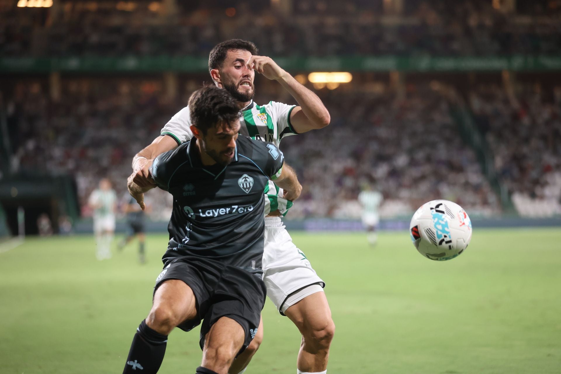 La inmensa alegría del primer triunfo del Córdoba CF esta temporada, en imágenes