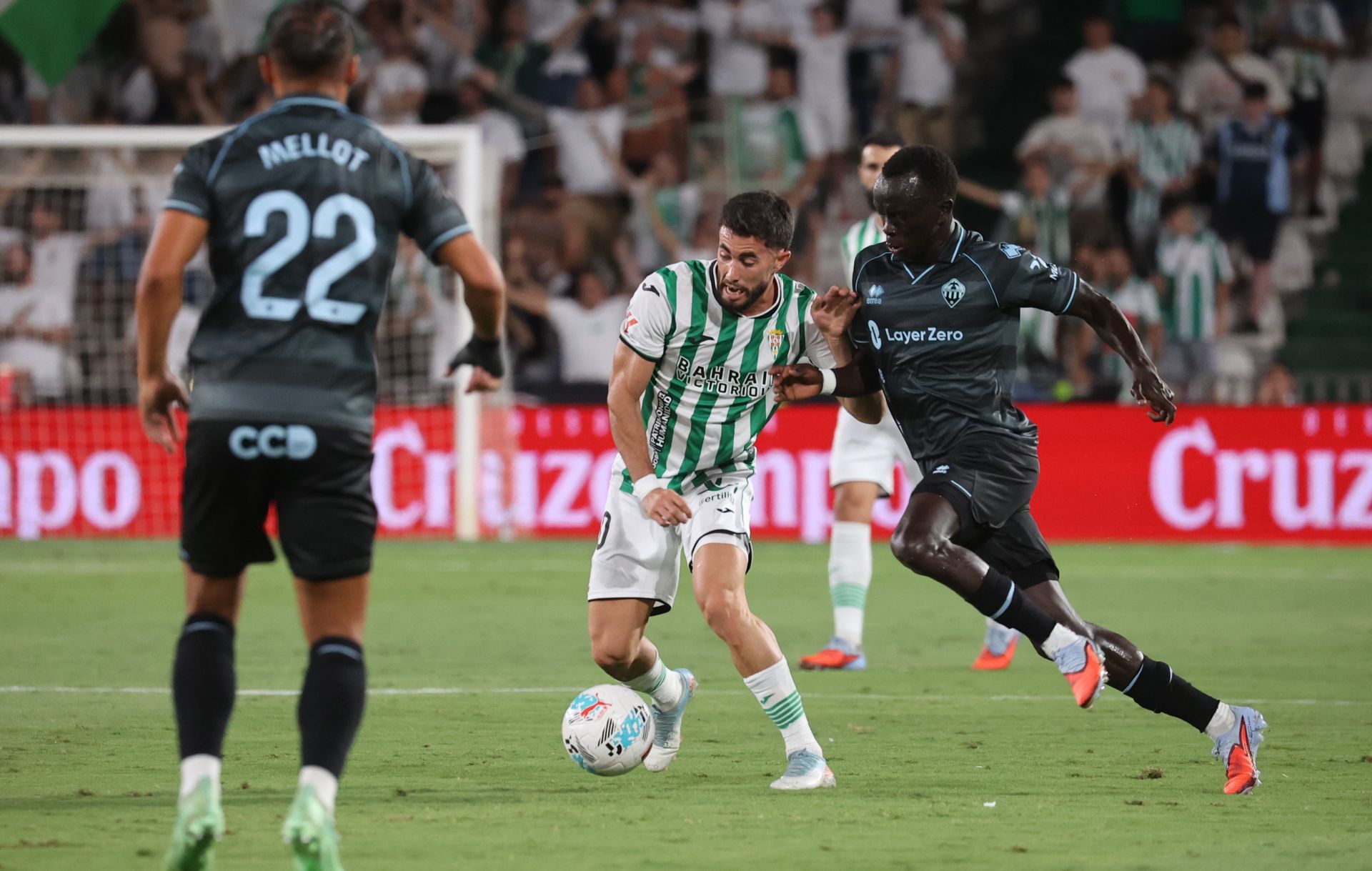 La inmensa alegría del primer triunfo del Córdoba CF esta temporada, en imágenes