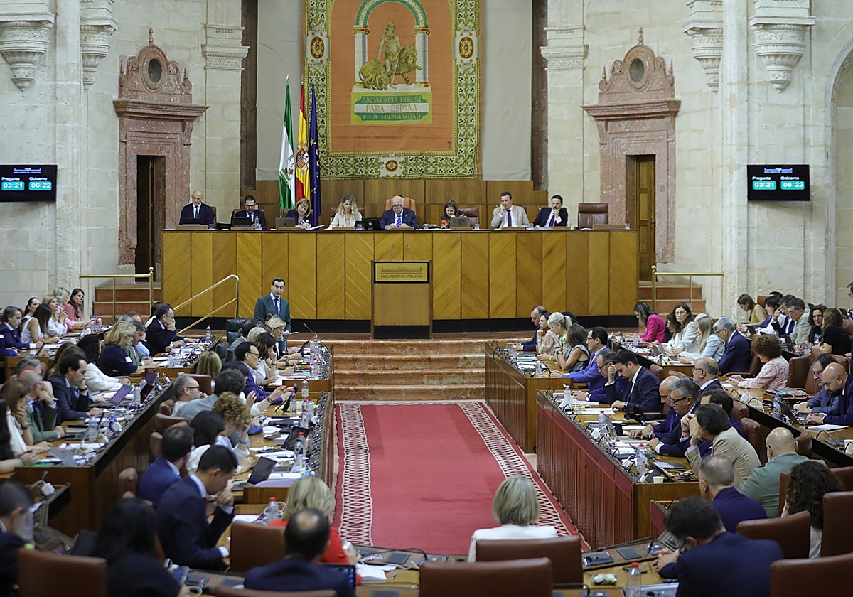 Una imagen del pleno del Parlamento andaluz