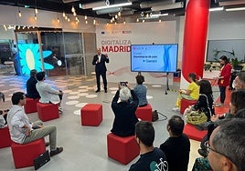 Un curso de la IA de Google, el último que ofrece la Comunidad de Madrid, que ya ha formado a 70.000 personas