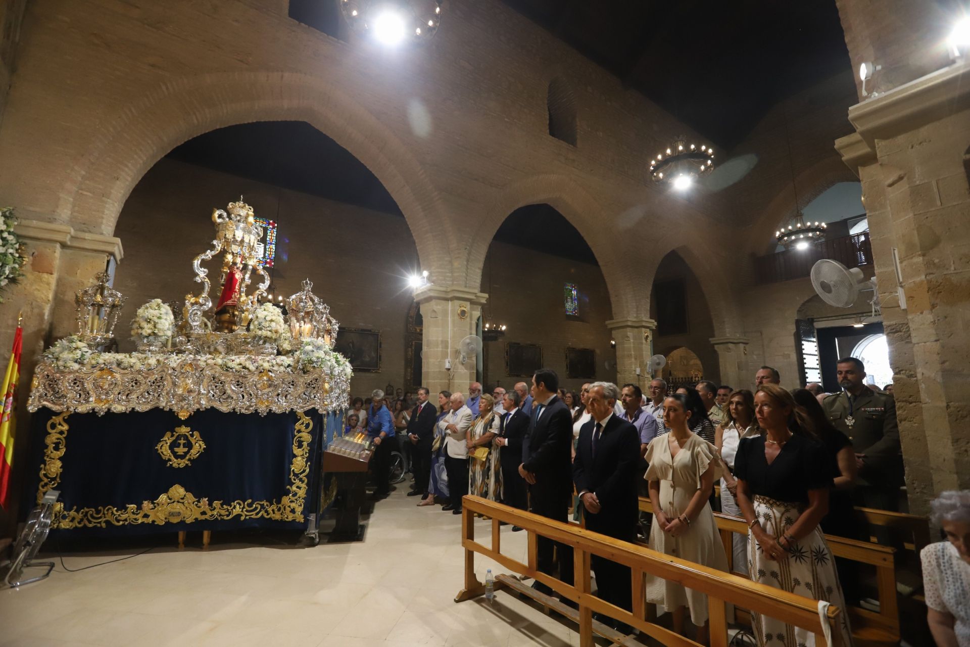La solemne misa del obispo de Córdoba ante la Patrona en el santuario de la Fuensanta, en imágenes