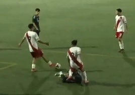 Real Madrid-River Plate, un partido a patadas del mundial sub 18 en Córdoba con tres expulsados y tumulto final