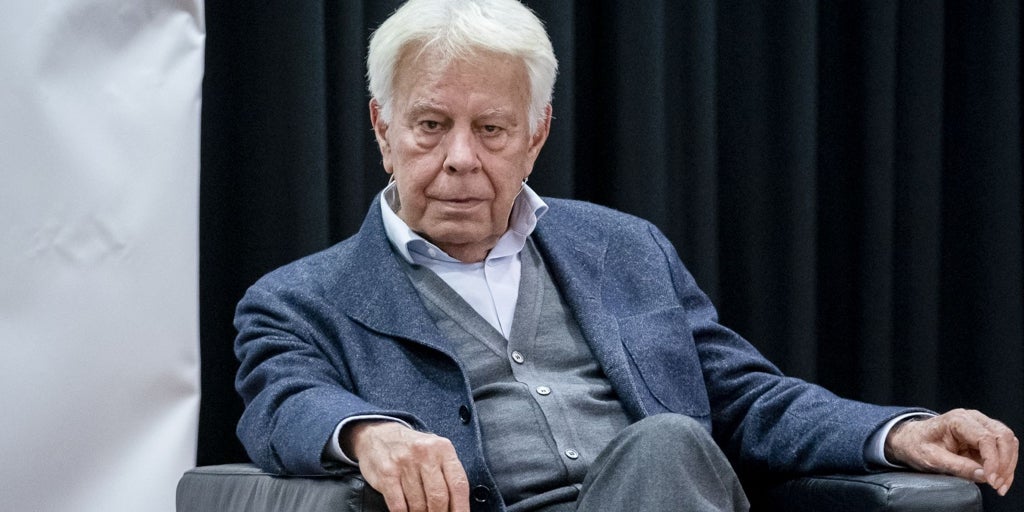 Felipe González pone como ejemplo de lucha contra los incendios forestales a Cataluña y Castilla-La Mancha