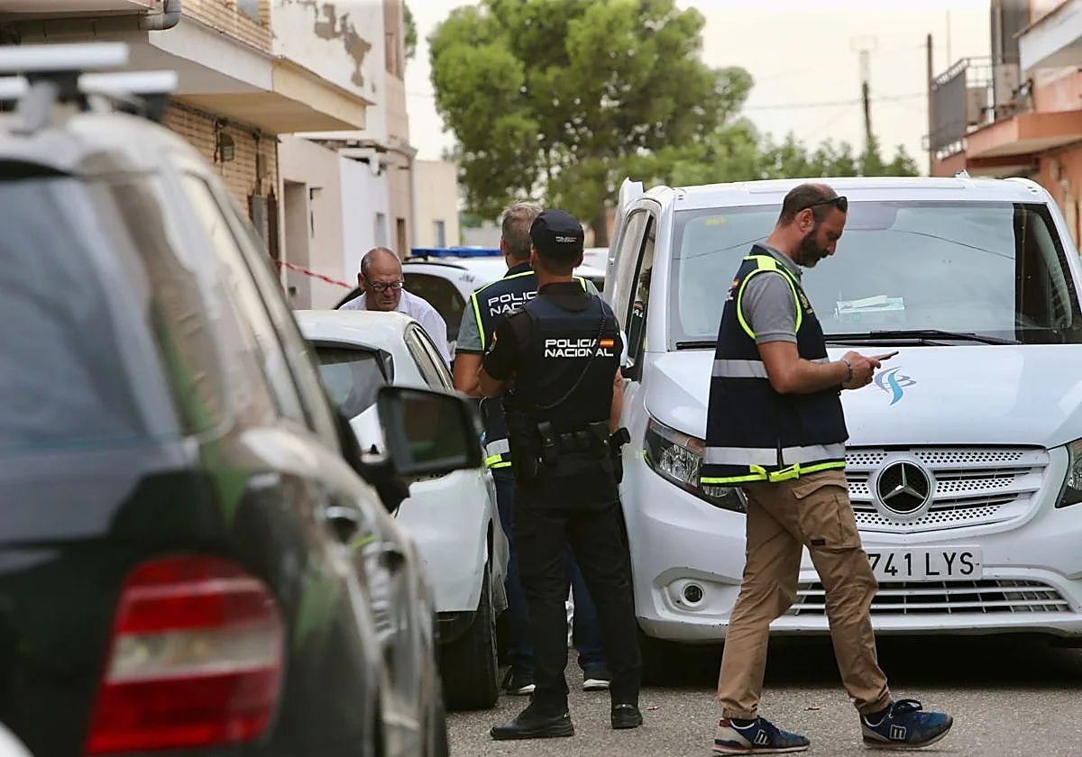 La Policía Nacional en el lugar del último asesinato machista de Andalucía