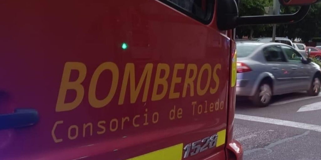 Extinguido el incendio declarado en un taller de Quintanar de la Orden y que se amplió a una nave de maderas