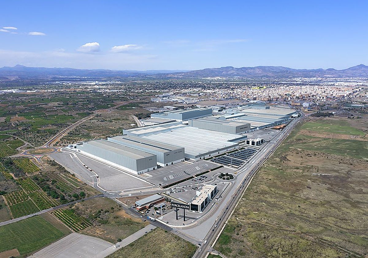 Imagen del complejo logístico de Porcelanosa Grupo en Vila-real (Castellón)