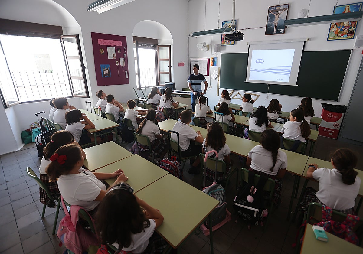 Los escolares de Educación Infantil y Primaria comienzan este miércoles las clases