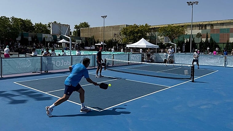 El nuevo deporte de moda que supera al tenis en Estados Unidos conquista Andalucía