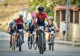 Youssef Issmaili y Beatriz Martínez brillan en la 'I Chaparral Race' de Las inviernas (Guadalajara)