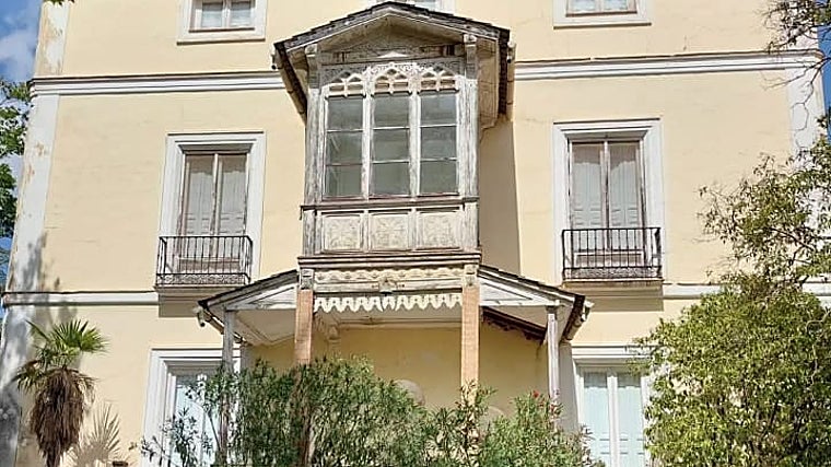 Una de las bonitas casas de la familia Ibáñez en Obéilar