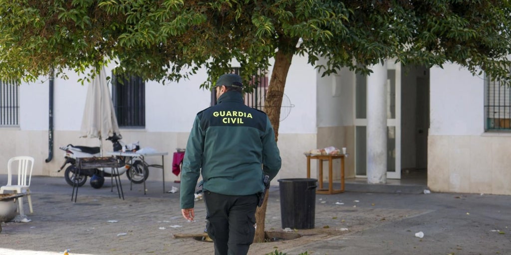 La Subdelegación asegura que el último tiroteo  de Puente Genil no se debe a falta de Guardia Civil