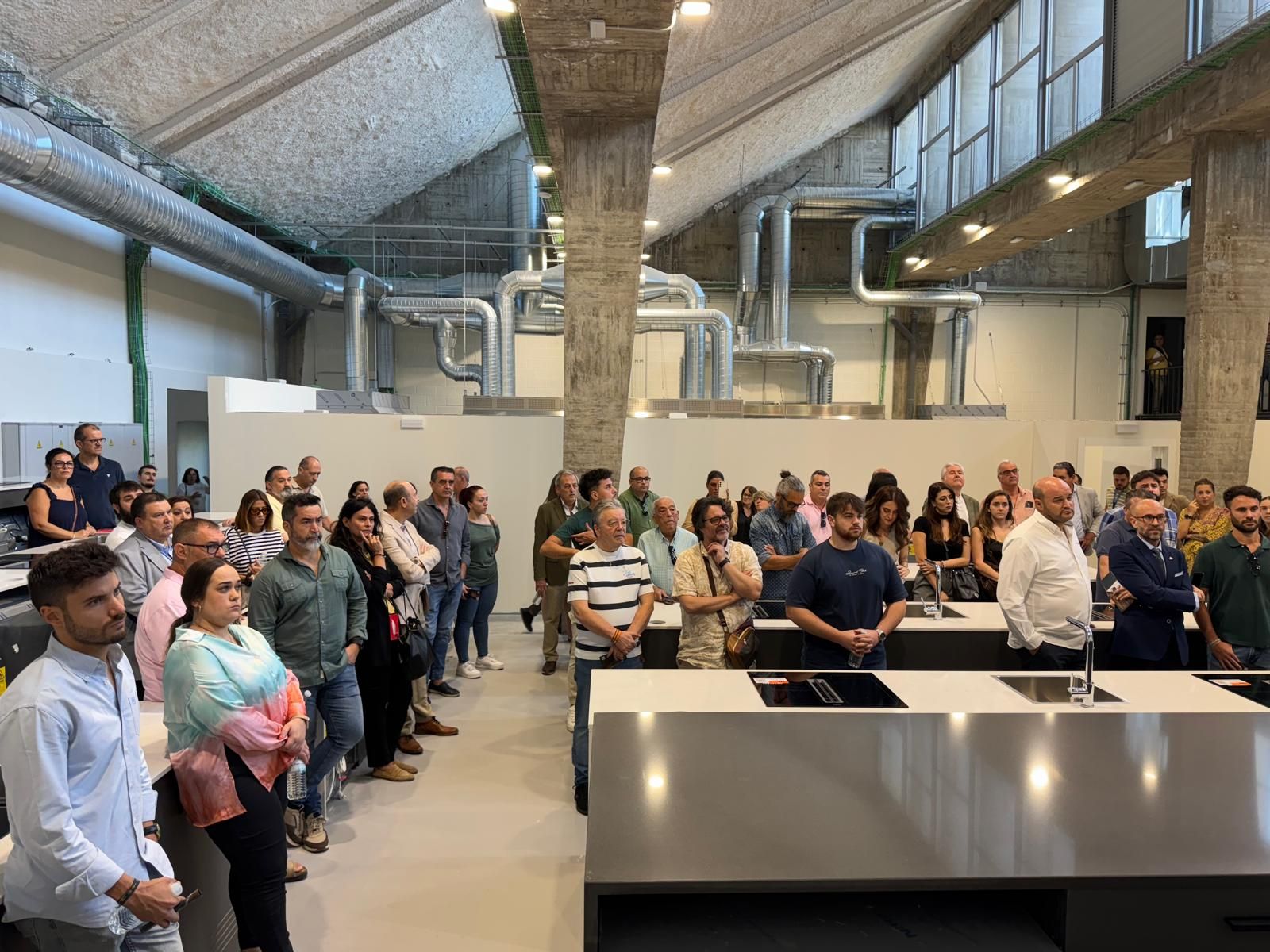 La presentación del centro de formación de Paco Morales en Córdoba, en imágenes