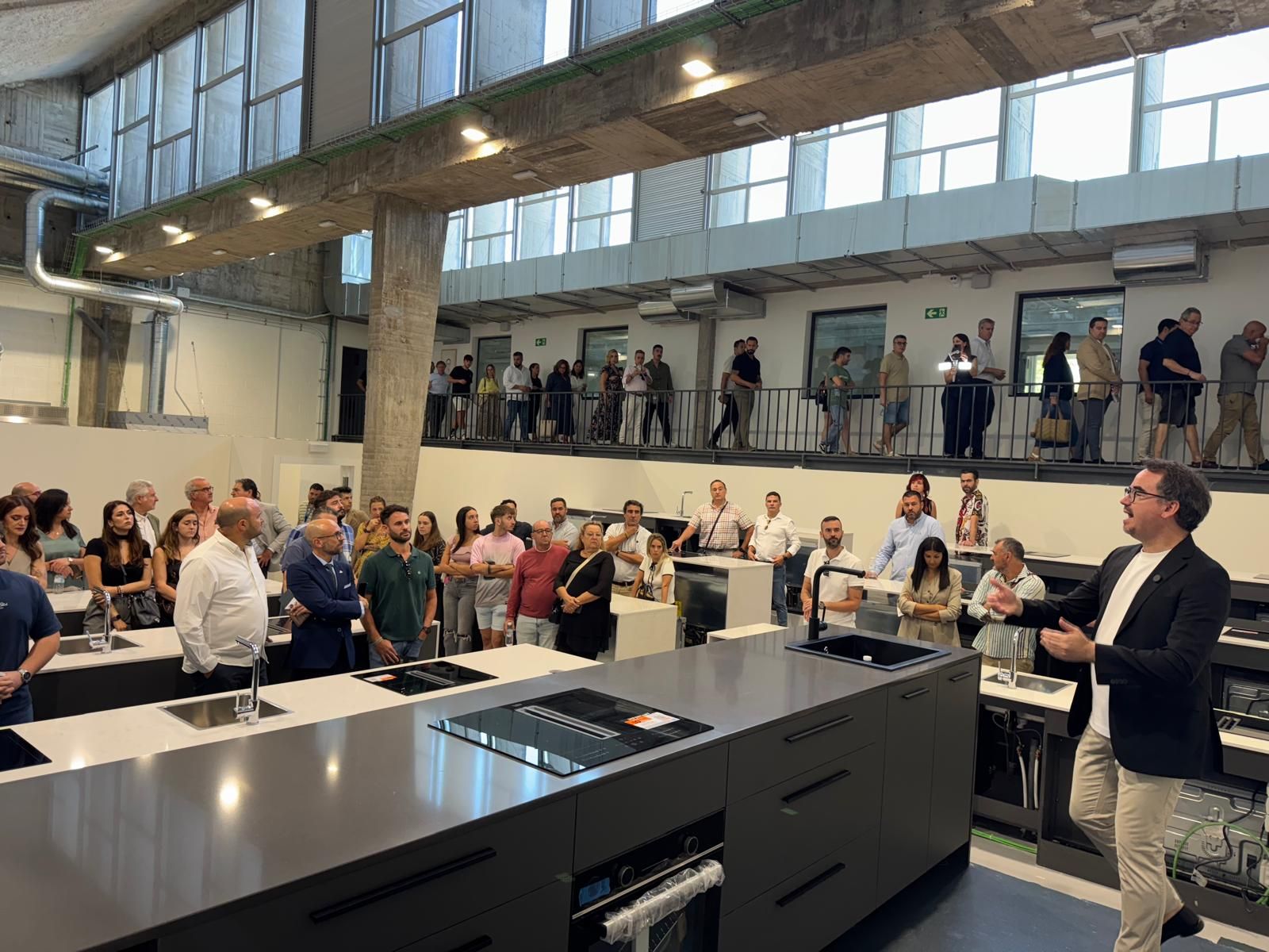 La presentación del centro de formación de Paco Morales en Córdoba, en imágenes