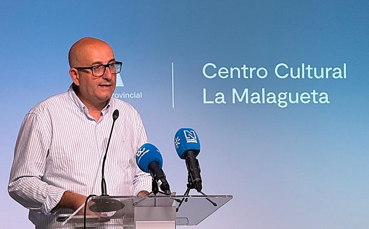 Imagen principal - Imágenes de la presentación de la nueva programación cultural del Centro Cultural La Malagueta