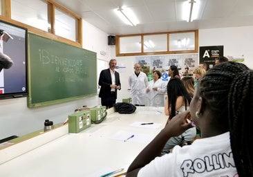 Las autoridades aragonesas presumen del estado de la educación, con más alumnos en la FP que entrando en la universidad