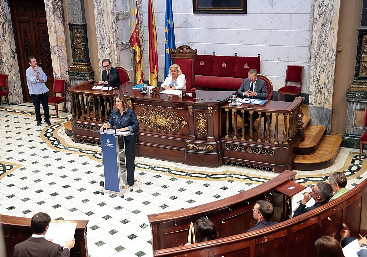 Imagen de la alcaldesa de Valencia, María José Catalá, en el Pleno del estado la ciudad
