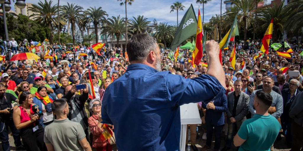 Clavijo valora como «dramático» un gobierno PP-Vox y Torres le recuerda los pactos de CC en las islas