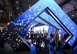 Israel ordena el «boicot» al Mobile de Barcelona por la postura del Gobierno  ante el conflicto