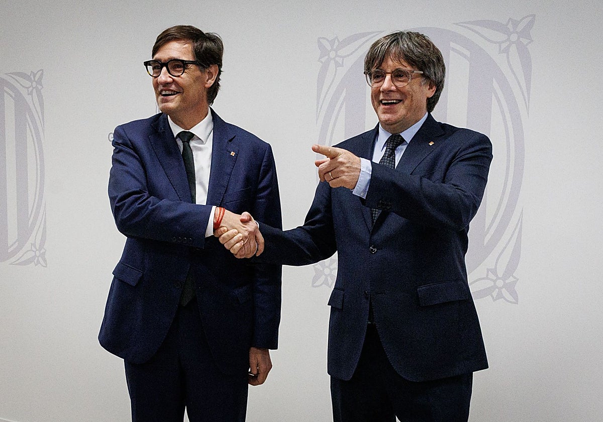 Salvador Illa, junto a Carles Puigdemont, el pasado 2 de septiembre en Bruselas