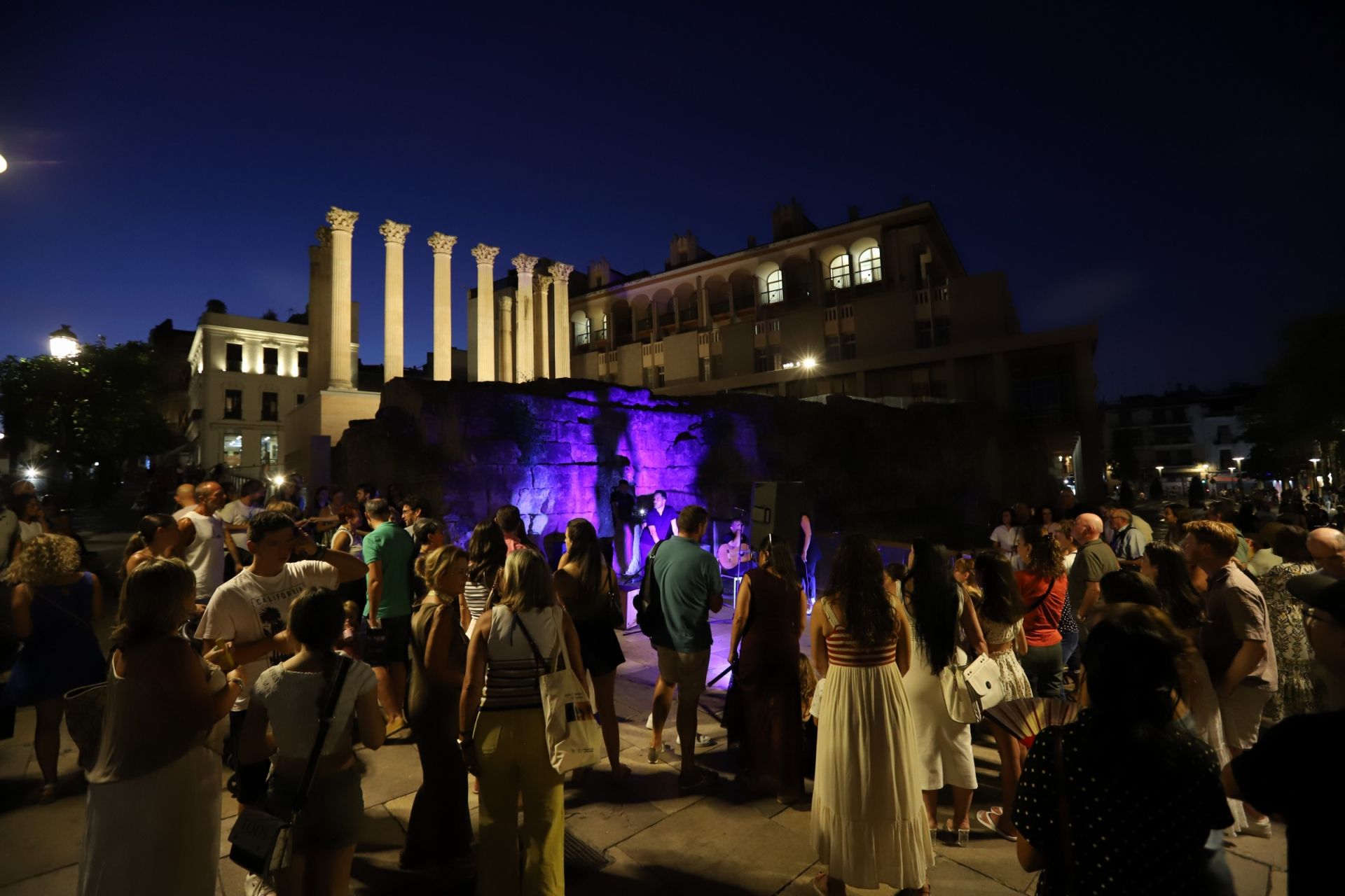 La Noche del Patrimonio llena las calles y monumentos de Córdoba, en imágenes