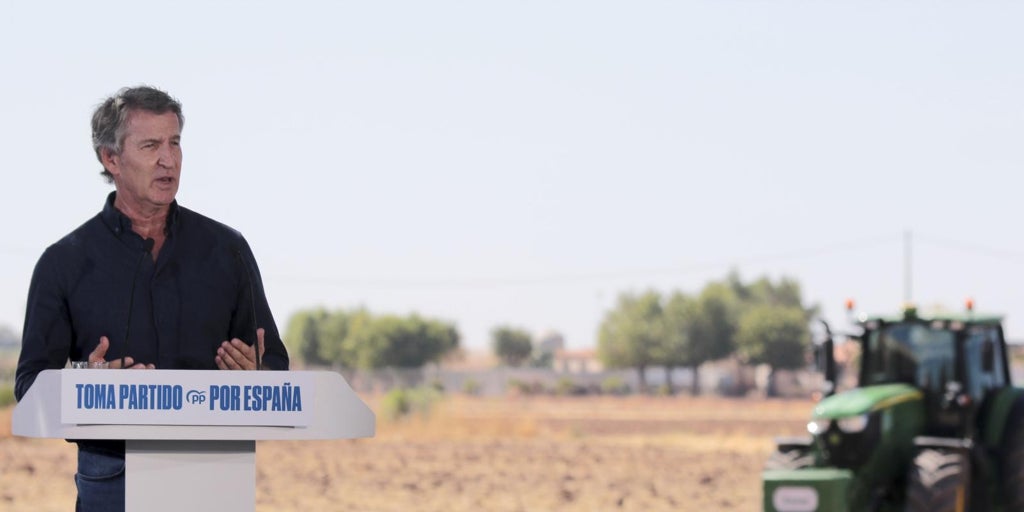 Feijóo refuerza su equipo económico y hace un guiño al mundo rural