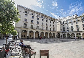 Acusan a un hombre de forzar sexualmente a su compañero de celda en la cárcel de Alicante