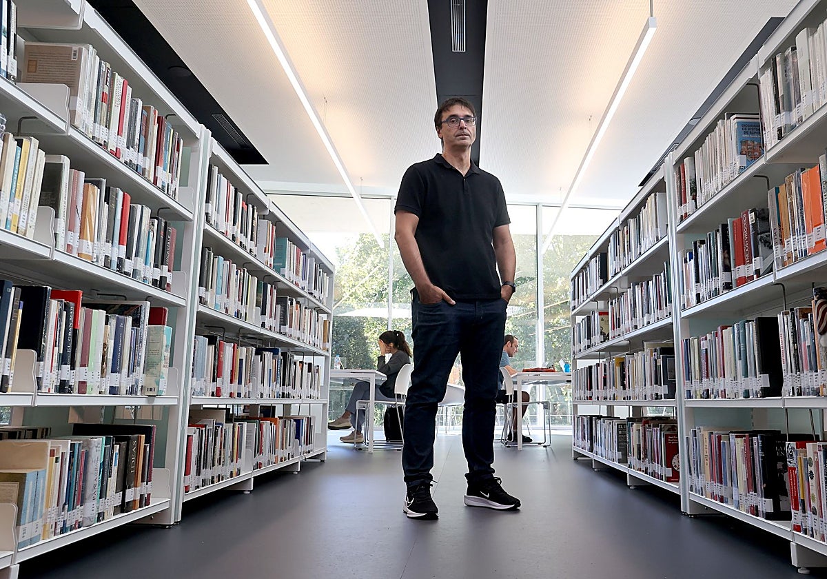 Pablo García Casado, en la Biblioteca Grupo Cántico
