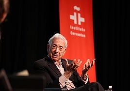Madrid rendirá homenaje a Vargas Llosa con la puesta en marcha de un ciclo de cine