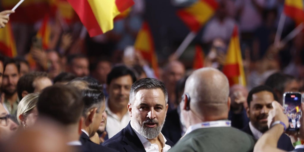 Abascal y los líderes conservadores de Europa claman contra la imposición del «califato de Bruselas»