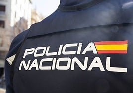 Detenido un presunto traficante de drogas que intentó escapar por la  trasera de un bar de Salamanca