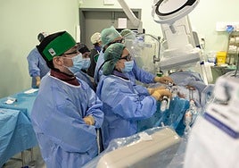 Las listas de espera para una operación en el Hospital Reina Sofía se duplican en seis años