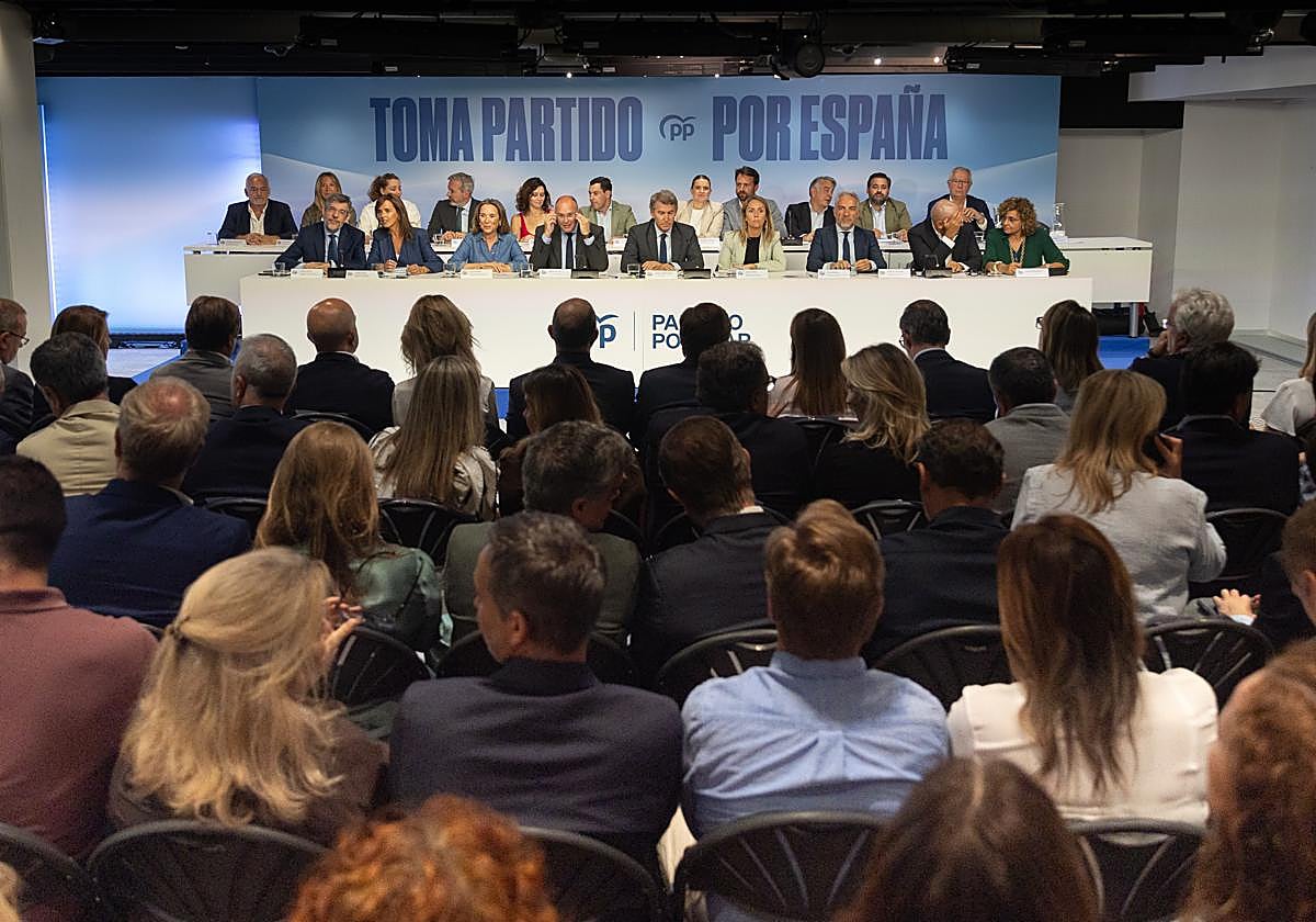 Reunión del pasado lunes de la junta directiva del PP