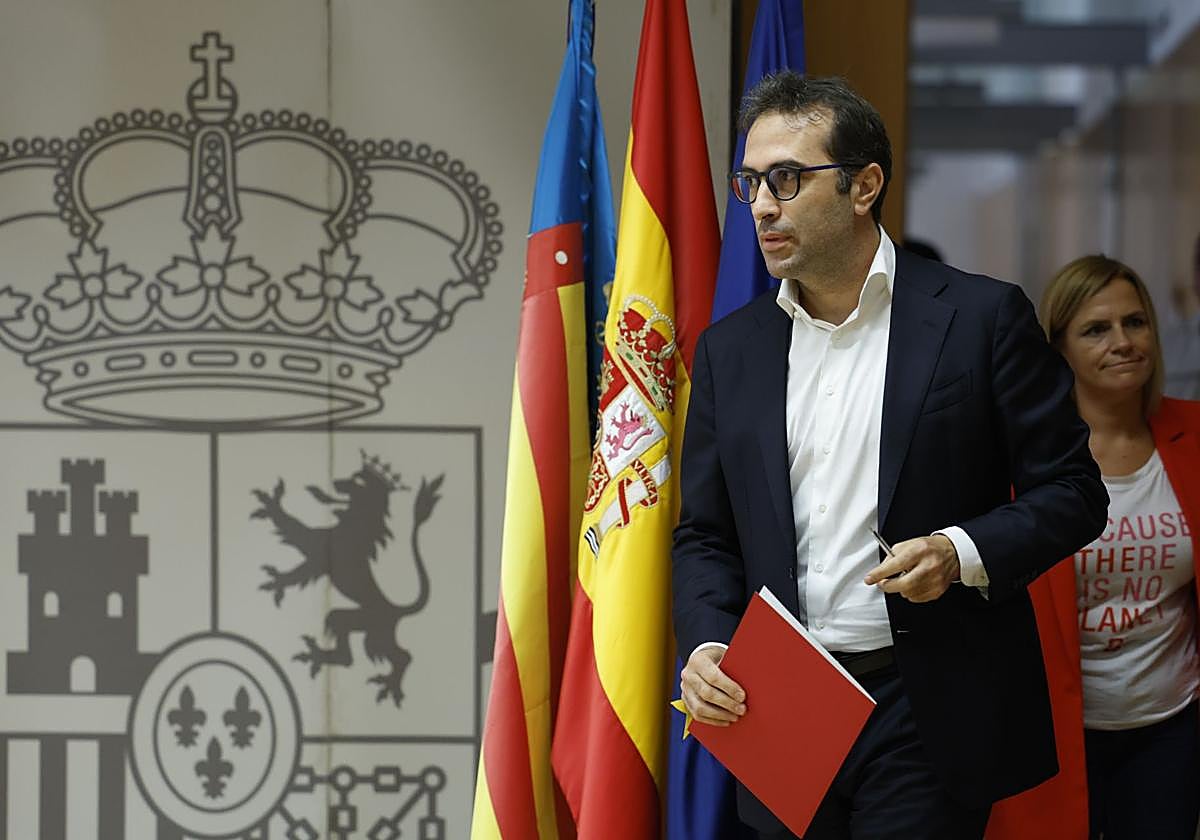 El ministro de Economía, Comercio y Empresa, Carlos Cuerpo,